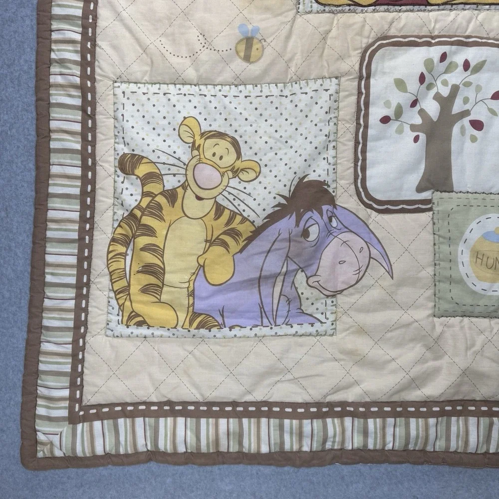 VTG Winnie The Pooh Quilted Crib Comforter 31x41‎ Piglet Tigger Eeyore Tan Brown